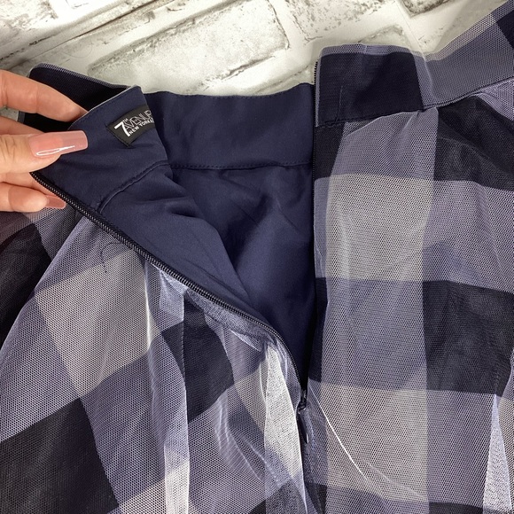 New york & Company Plaid Tulle Tall skirt size Small Tall - Picture 3 of 5